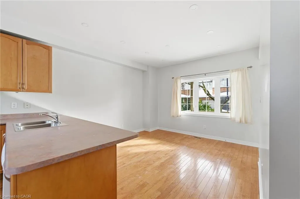 100 Beddoe Drive #25