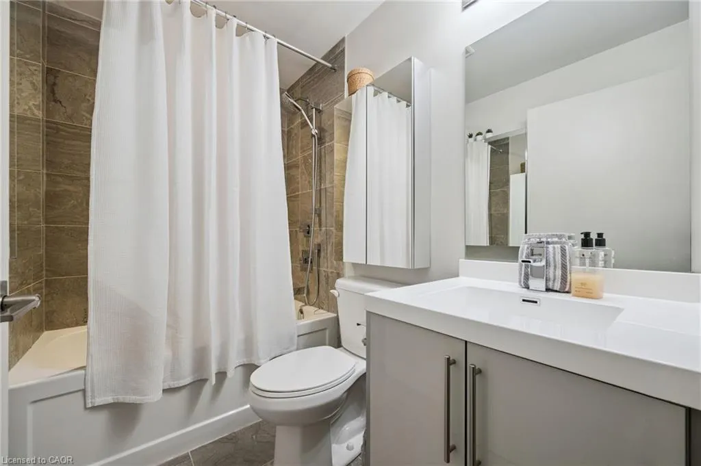 2081 Fairview Street #1101