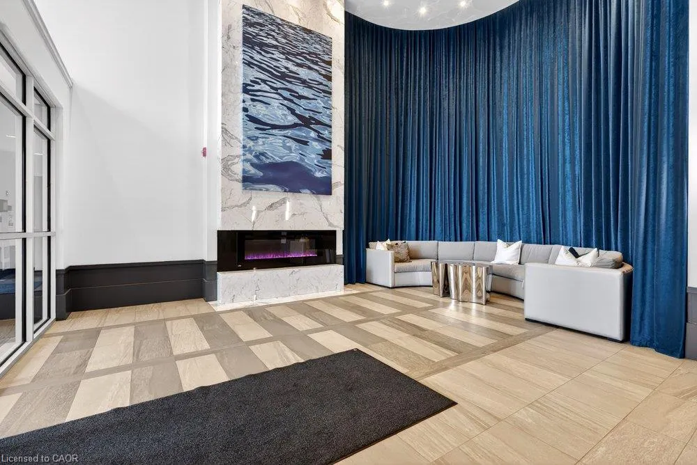 10 Concord Place #209
