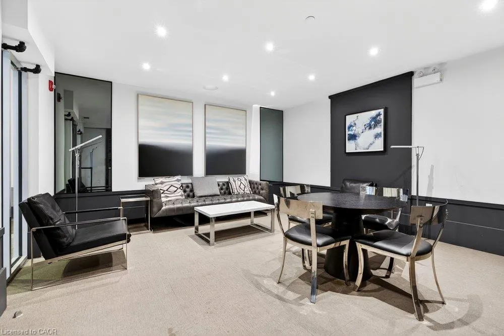 10 Concord Place #209