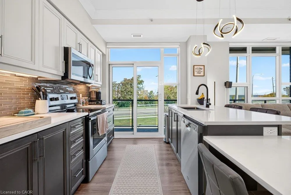 10 Concord Place #209