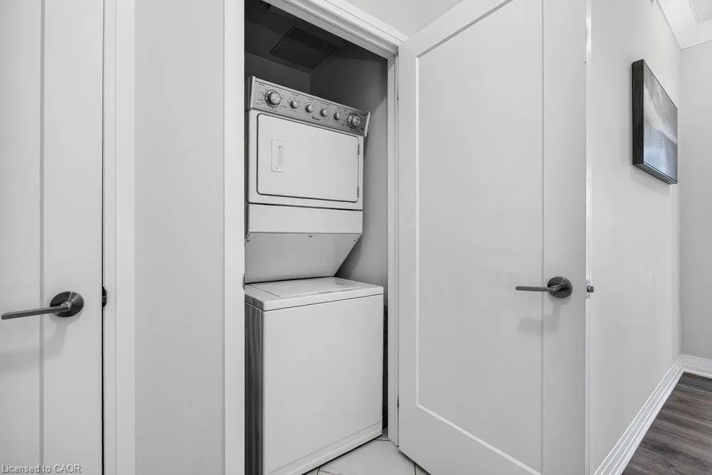 10 Concord Place #209