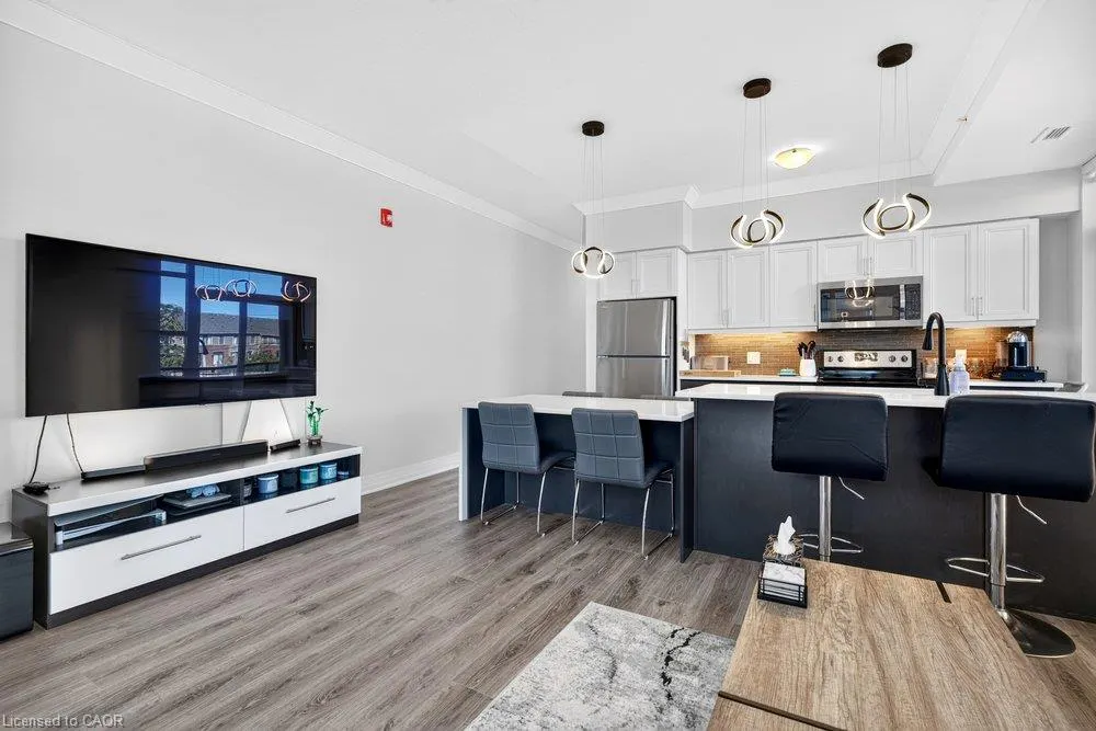 10 Concord Place #209