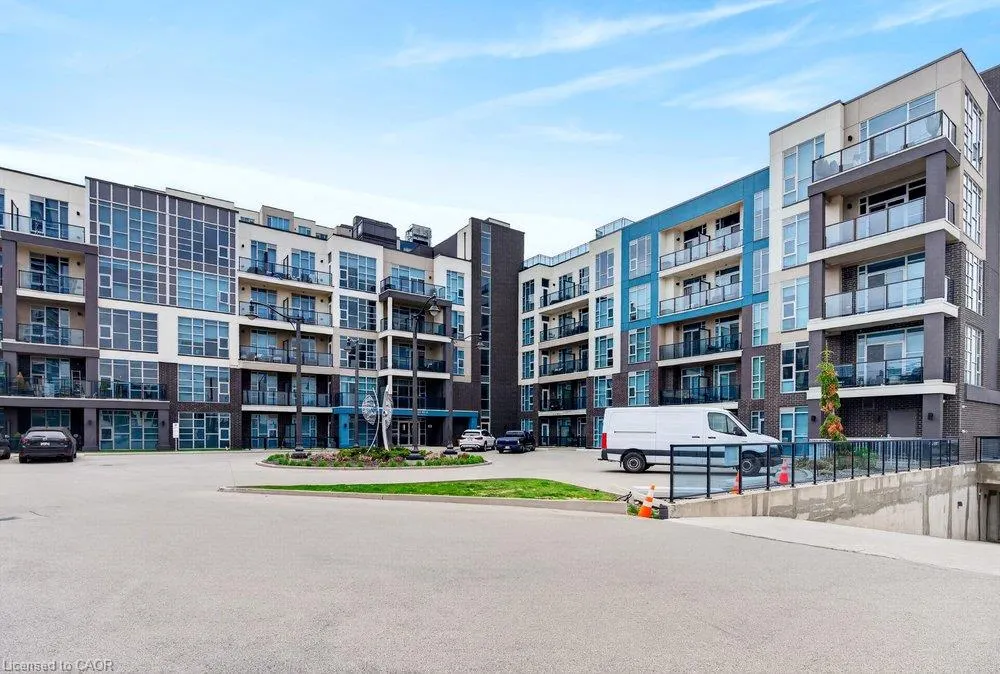 10 Concord Place #209