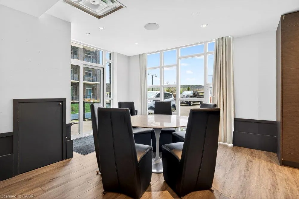 10 Concord Place #209