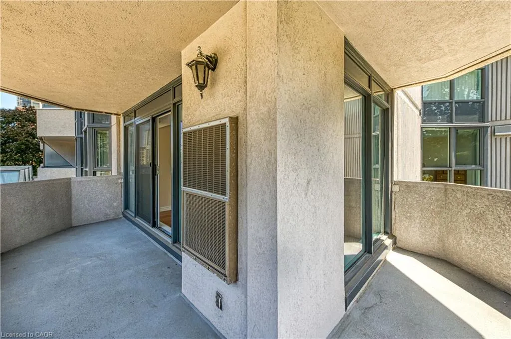 67 Caroline Street S #203