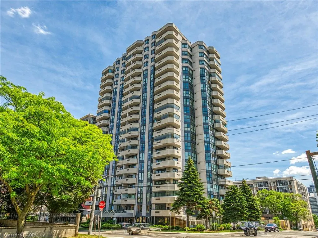 67 Caroline Street S #203