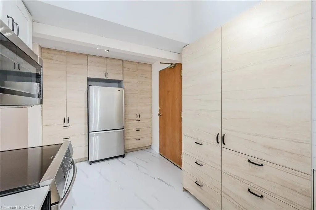 107 Bagot Street #110