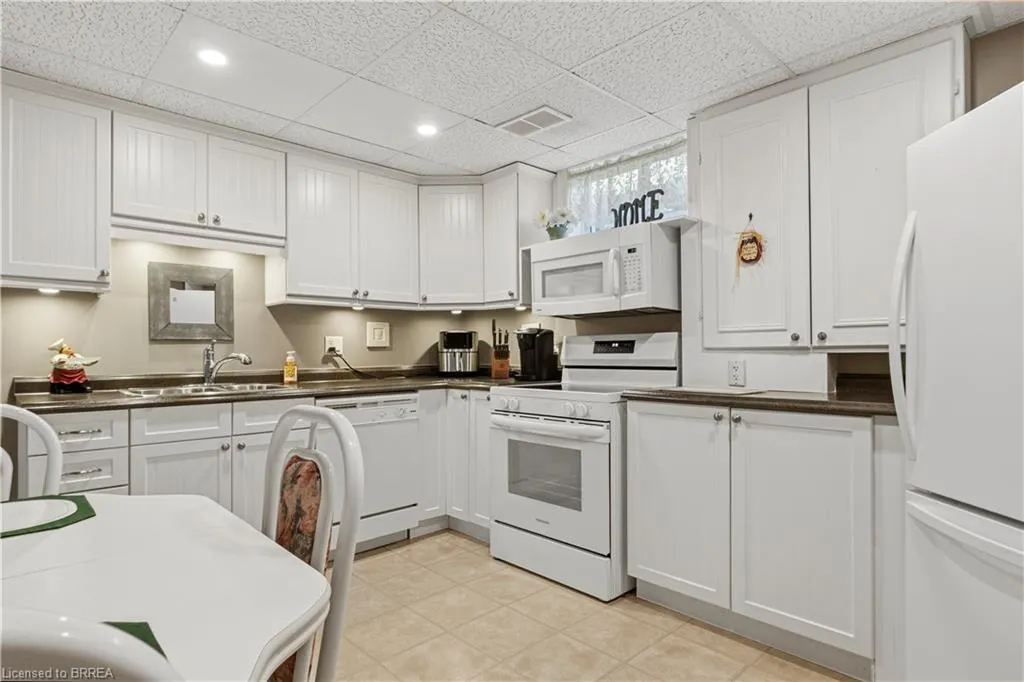 9 Nixon Ave Avenue