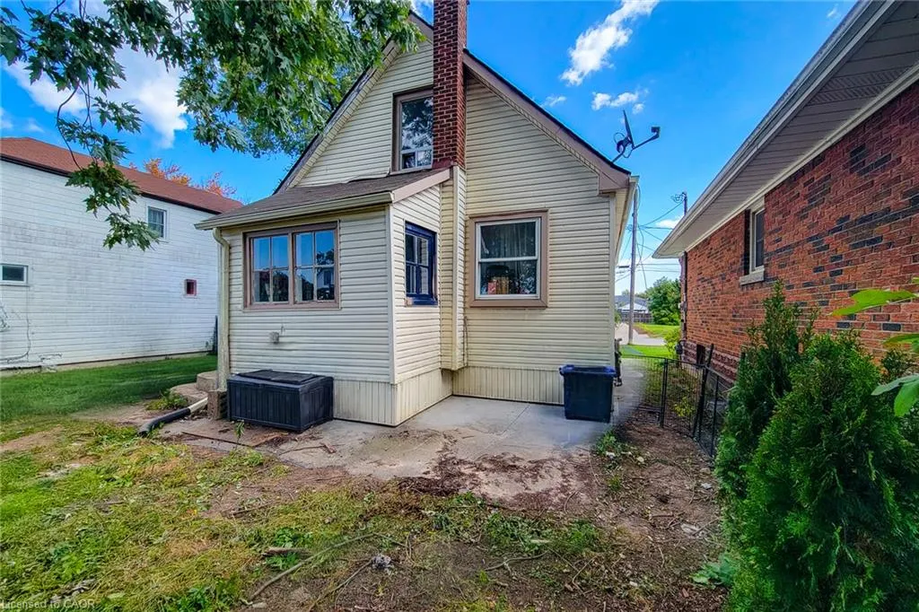 38 Clifford Avenue