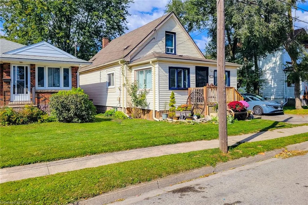 38 Clifford Avenue