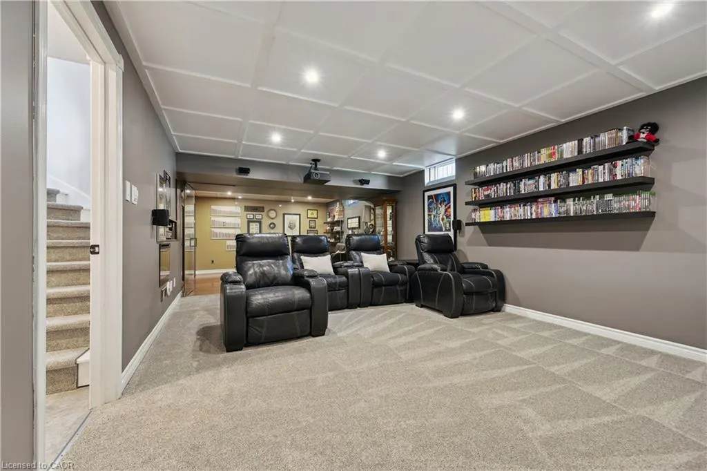 44 Brewster Place