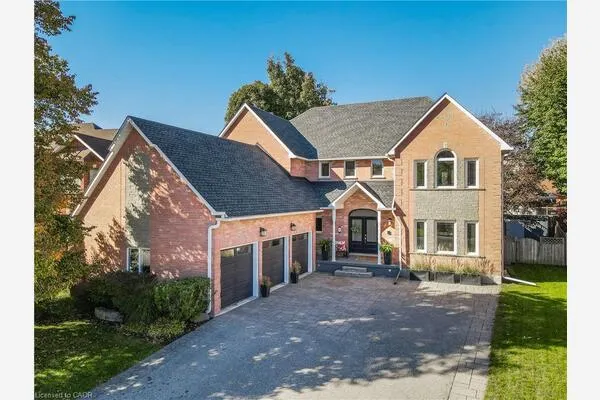 44 Brewster Place