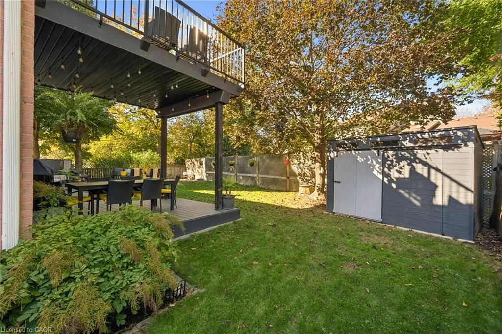 44 Brewster Place