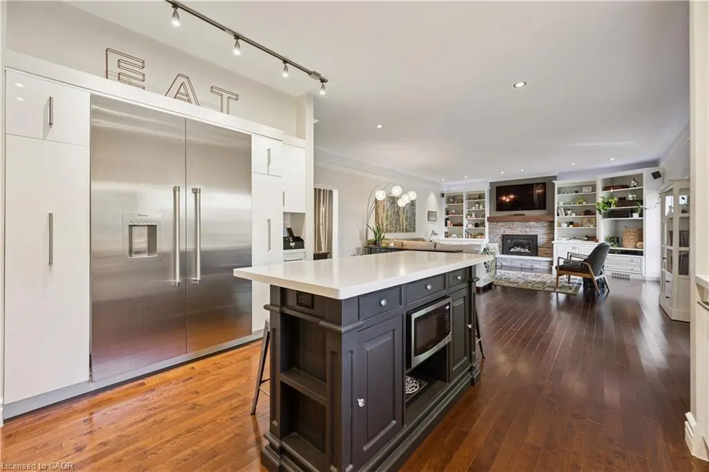 44 Brewster Place