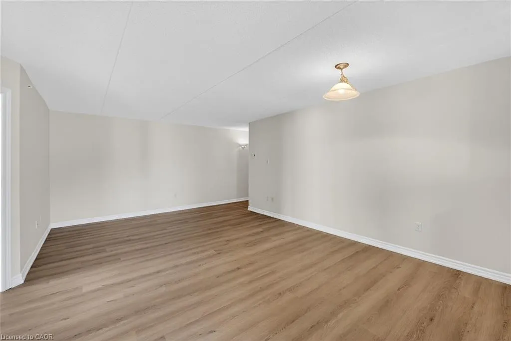 1350 Main Street E #301
