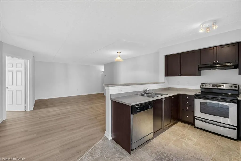 1350 Main Street E #301