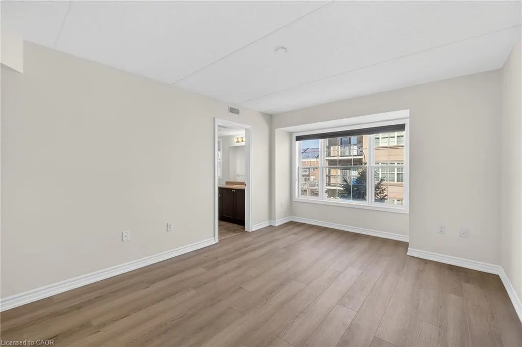 1350 Main Street E #301