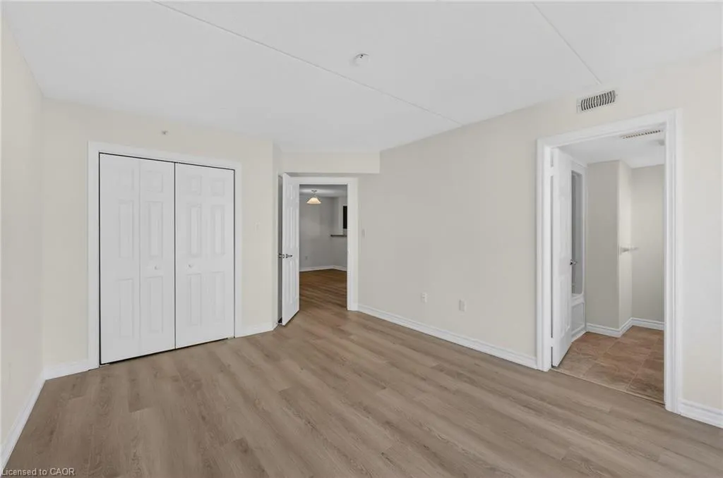 1350 Main Street E #301