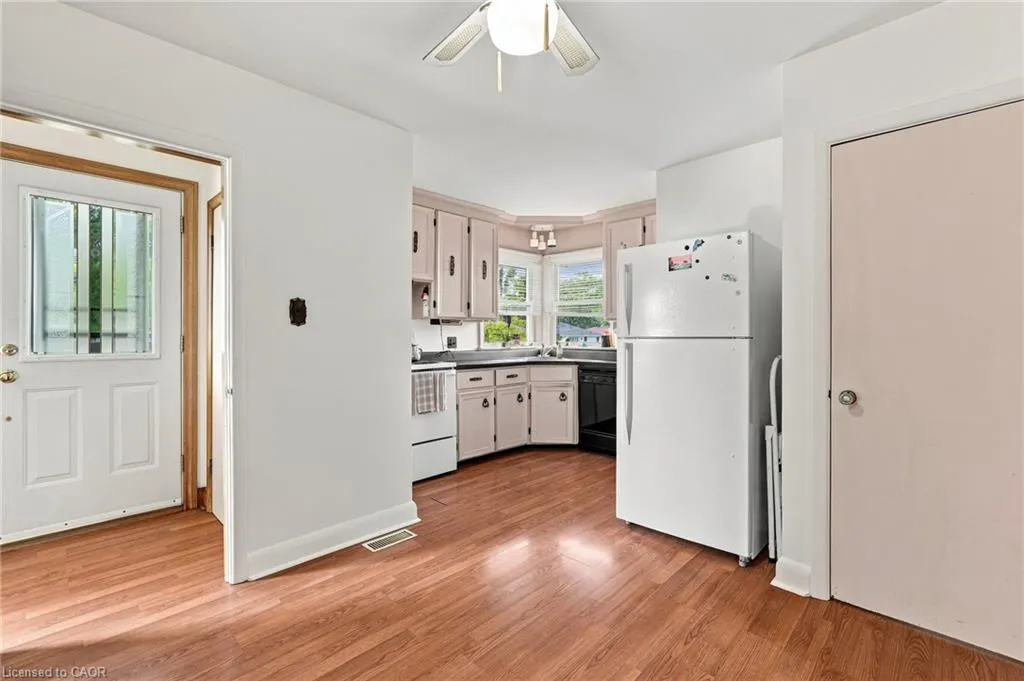 241 East 44th Street