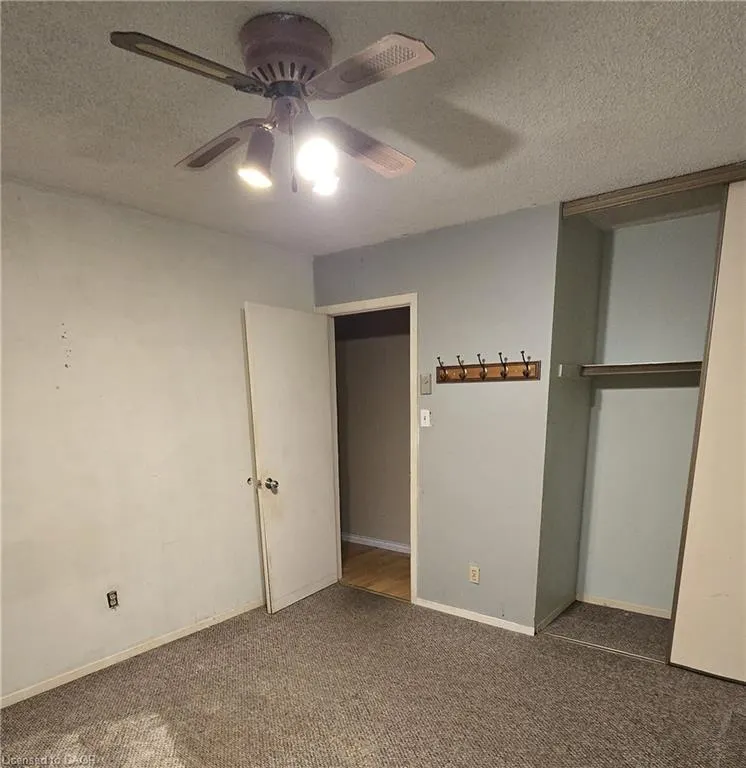 11 Debby Crescent