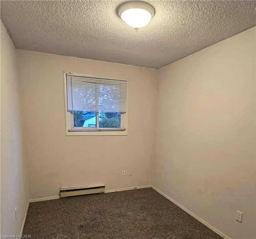 11 Debby Crescent