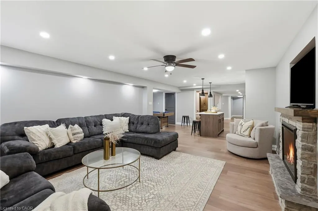 3614 Henshaw Place