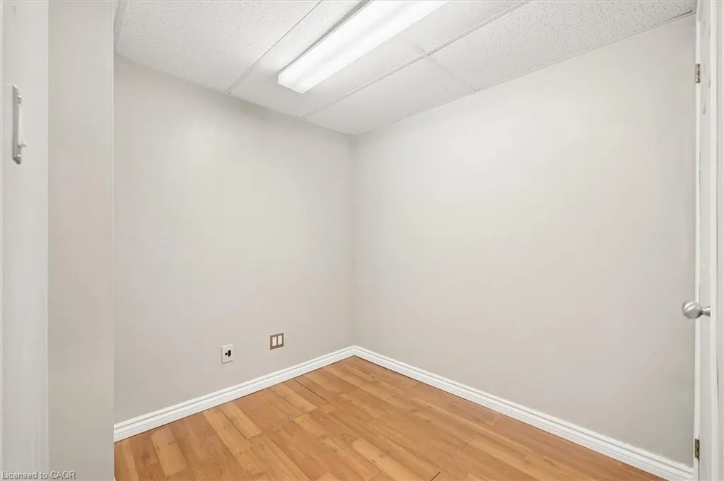 87 Poplar Drive