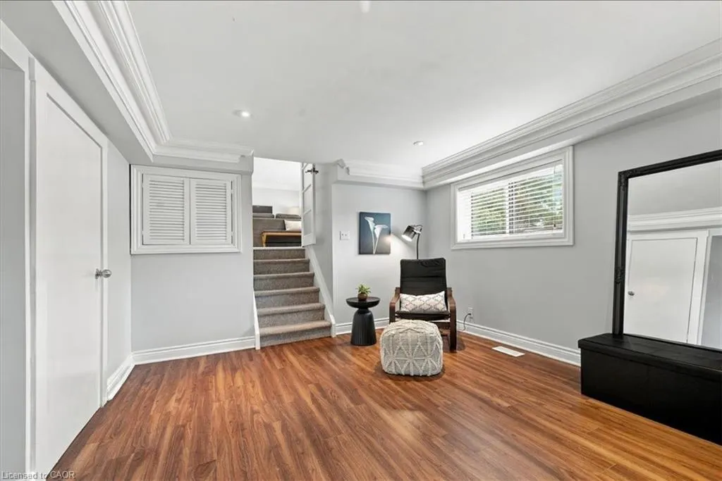 340 Duncombe Drive