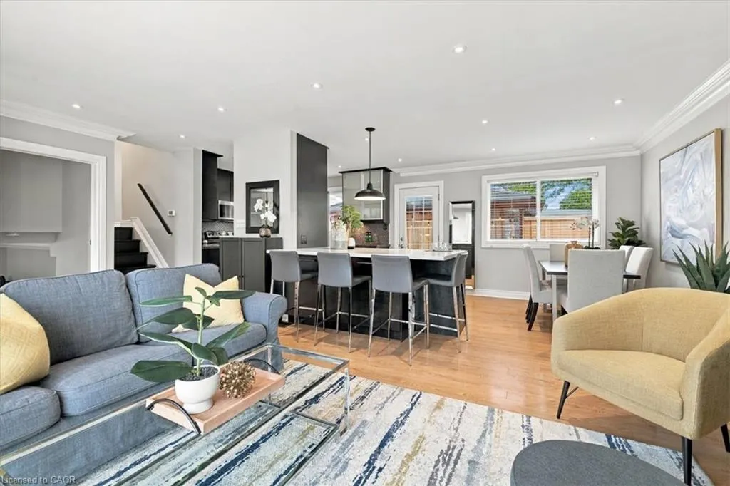 340 Duncombe Drive