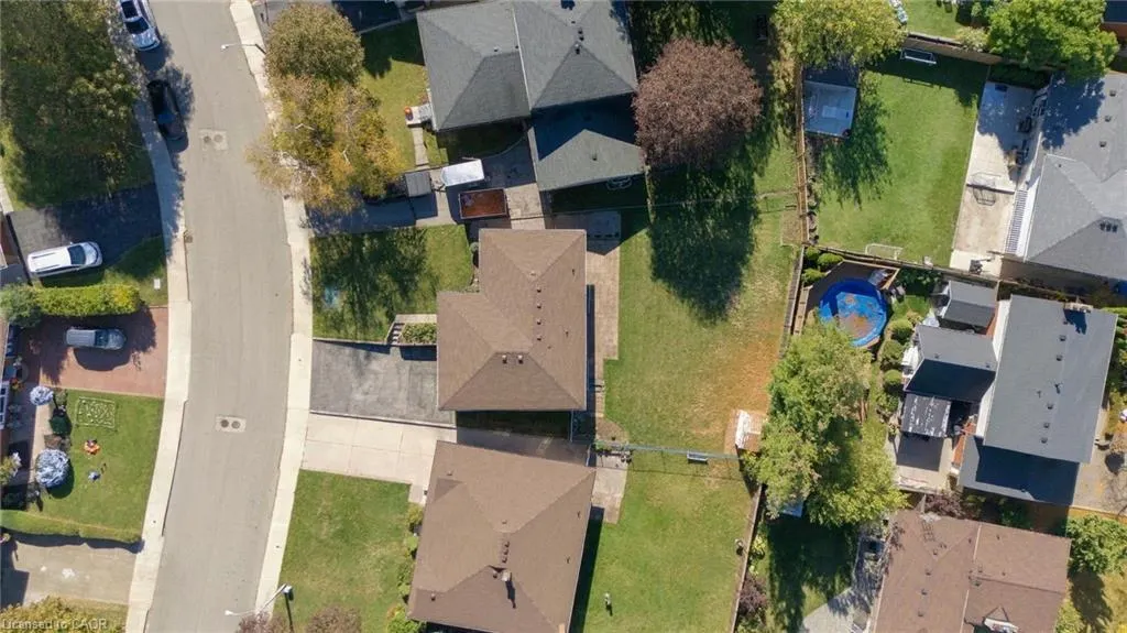 14 Geneva Drive