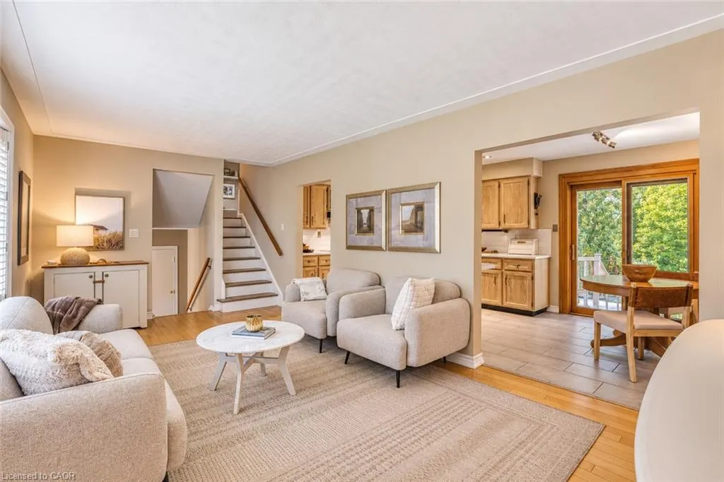 127 Midland Drive