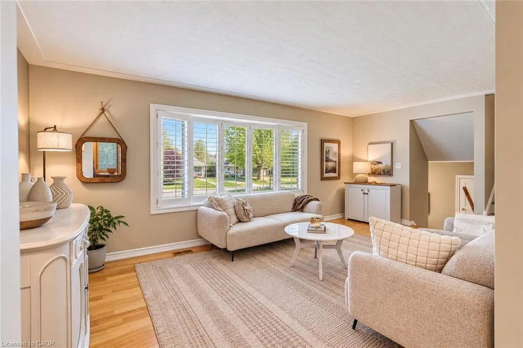 127 Midland Drive