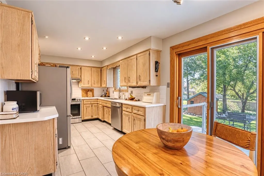 127 Midland Drive
