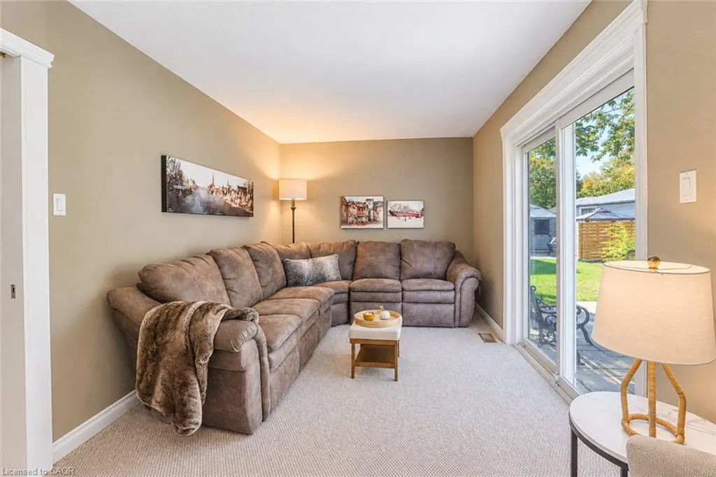 127 Midland Drive