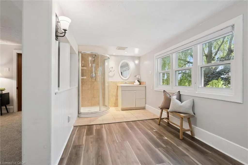 318 Guelph Avenue