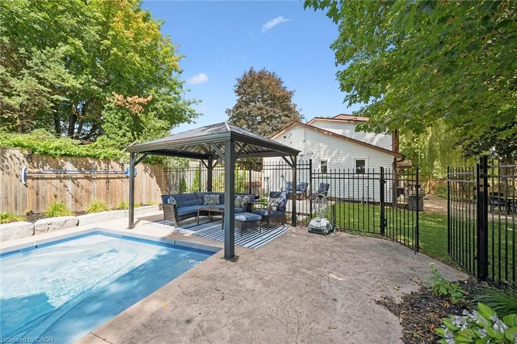 318 Guelph Avenue