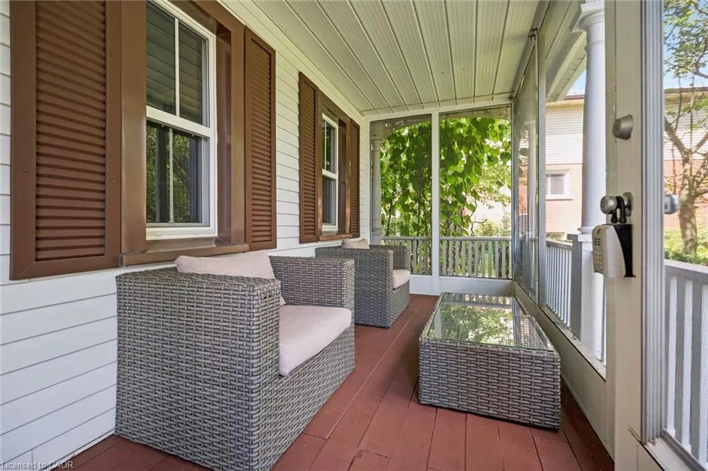 318 Guelph Avenue
