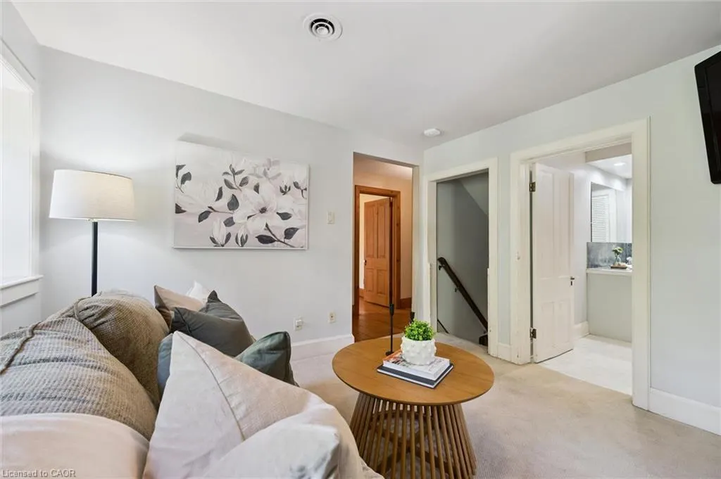 318 Guelph Avenue