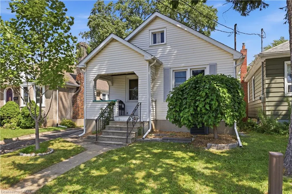218 Lake Street