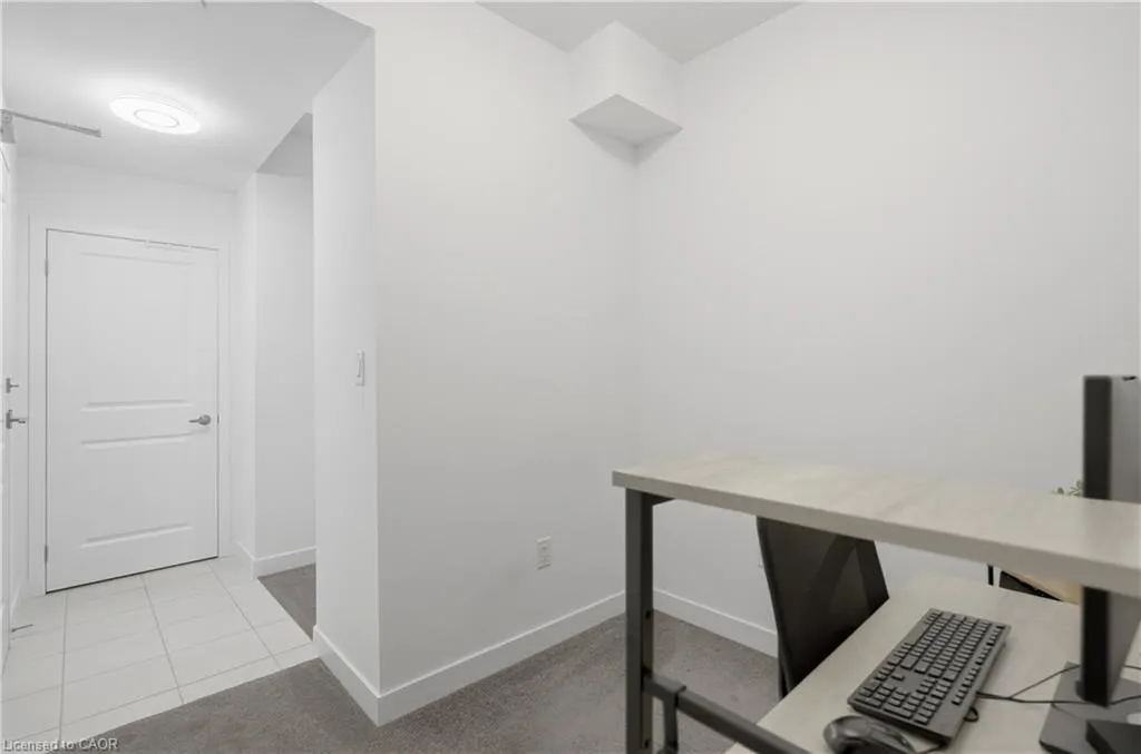 450 Dundas Street E #425