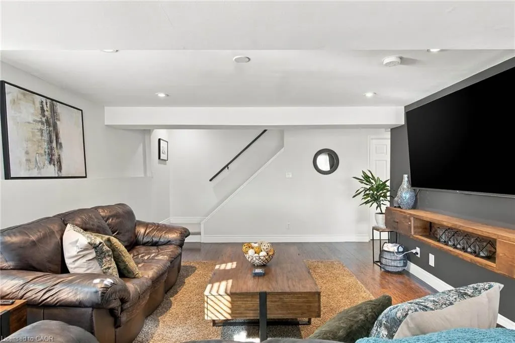 27 Costain Court