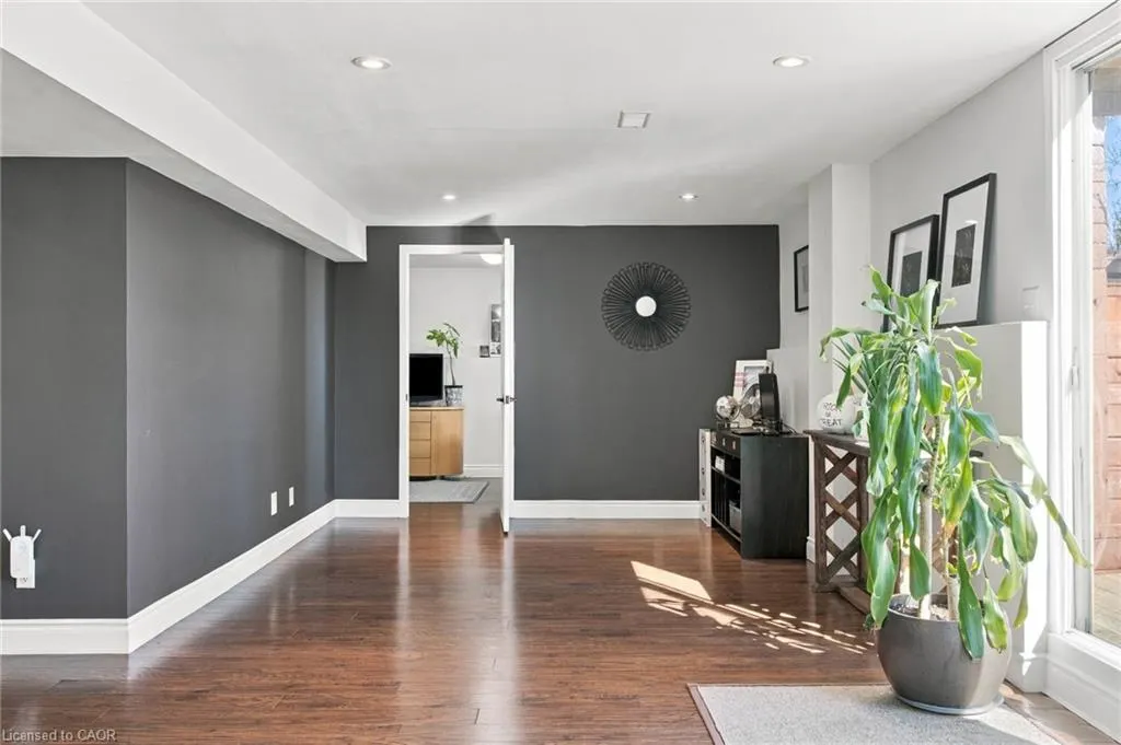 27 Costain Court