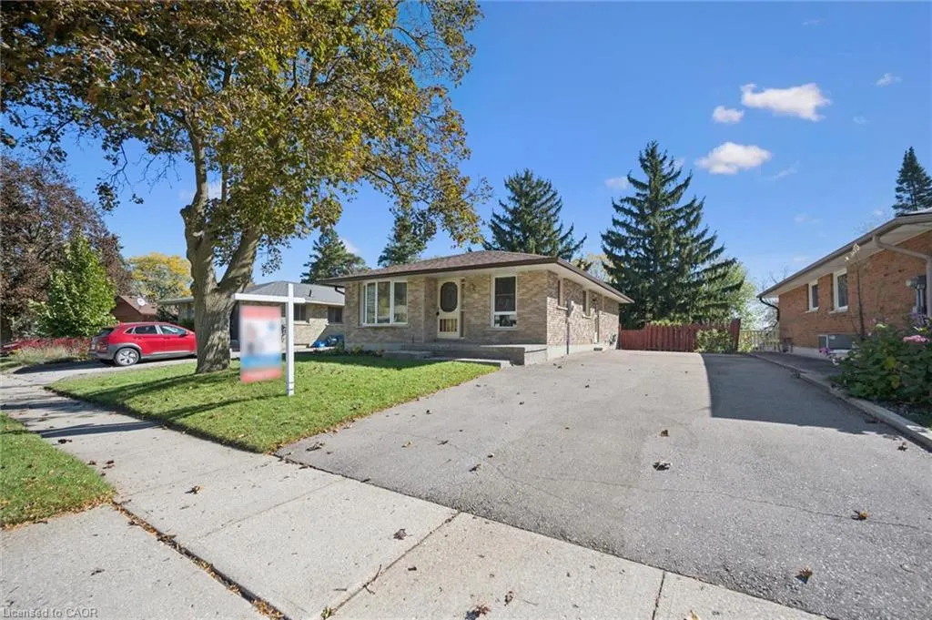 11 Caledon Court