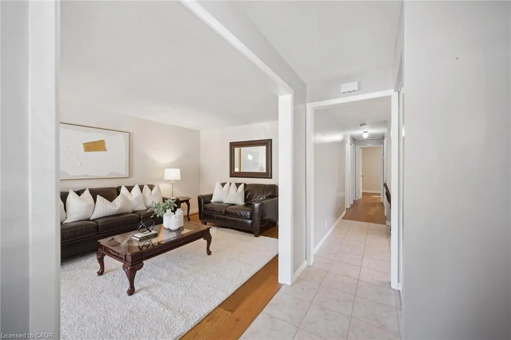 11 Caledon Court