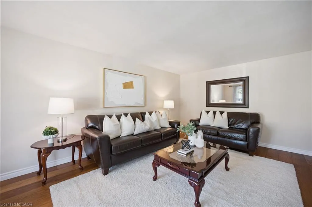 11 Caledon Court