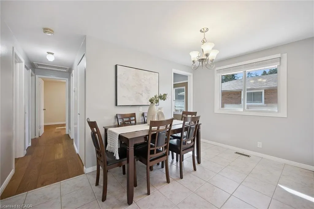 11 Caledon Court