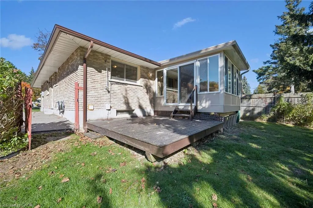 11 Caledon Court