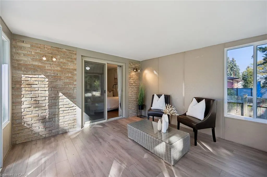 11 Caledon Court