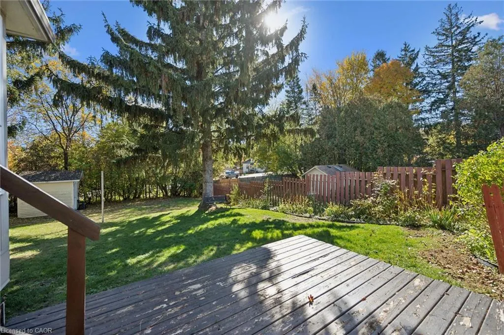 11 Caledon Court